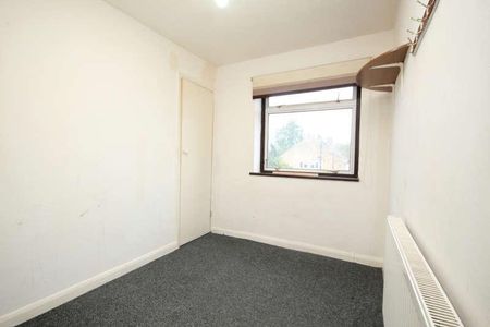 St Davids Close, Wembley, Middlesex, HA9 - Photo 3