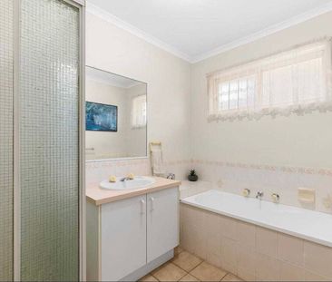 110 Pindari Avenue, Mill Park - Photo 5