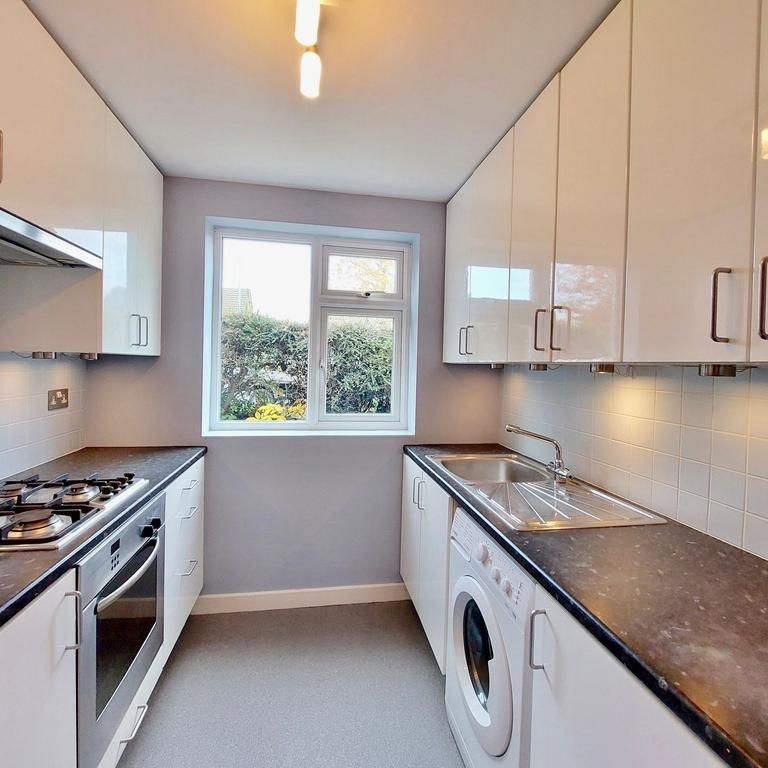 2 bedroom apartment to rent - Photo 1