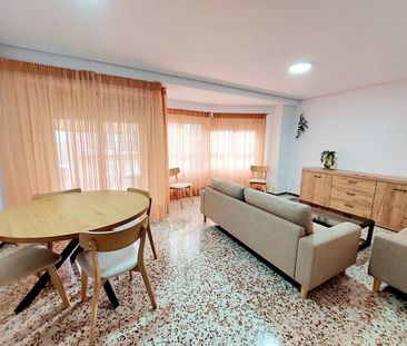 Piso de alquiler en Reina Victoria - Miguel Hernández - Photo 6