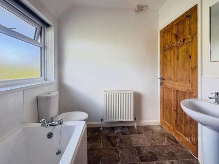 2 bedroom house to rent Bankwood Close, Nottingham, Nottinghamshire, NG8 - Photo 5