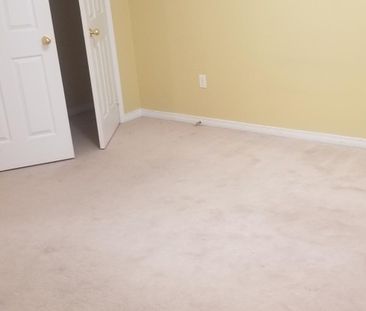 For Lease - 13 Grover(Main & 2nd Floor) Road, Brampton, Ontario - Photo 6