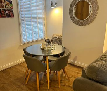 2 bedroom terraced house to rent - Photo 6