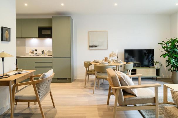 Studio to rent - Photo 1