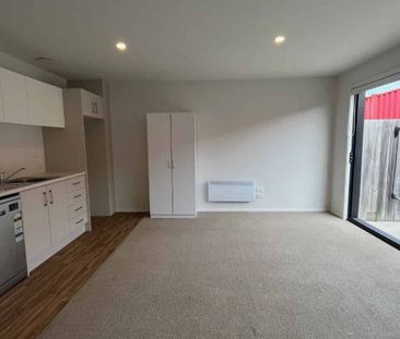 Modern Two Bedroom - Photo 1