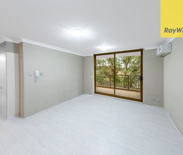 SUN DRENCHED TWO BEDROOM APARTMENT WITH PRIVATE OUTLOOK - MOMENTS F... - Photo 4