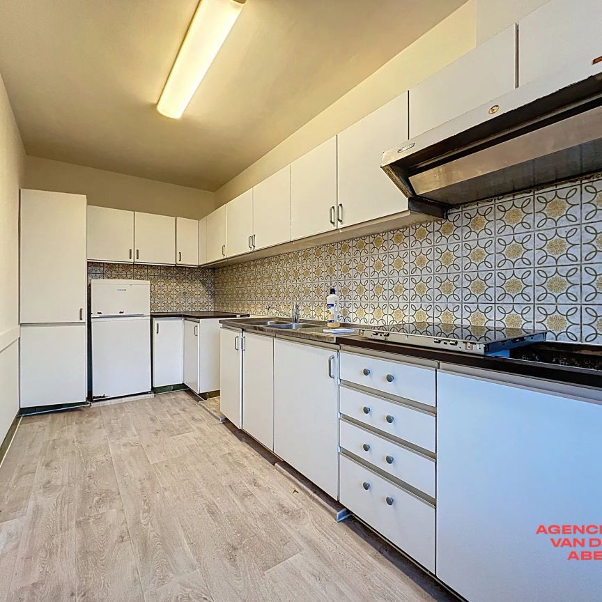 Instapklaar appartement met 2 slaapkamers en terras - Photo 1