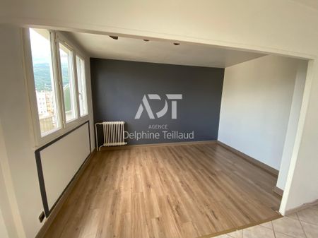 Location Appartement 3 pièces 72m² SEYSSINET PARISET 38170 - Photo 2