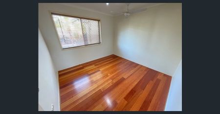 Spacious Family Home in Daisy Hill. - Photo 5