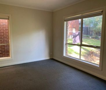 2 Bedroom unit in Excellent condition - Photo 2