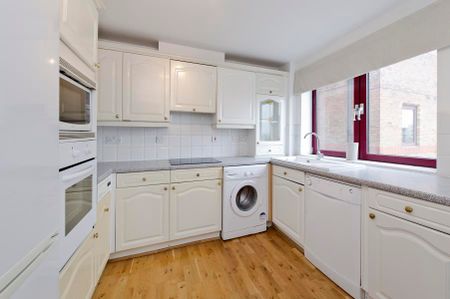 Sailmakers Court, William Morris Way, Chelsea Embankment, London, SW6 - Photo 3