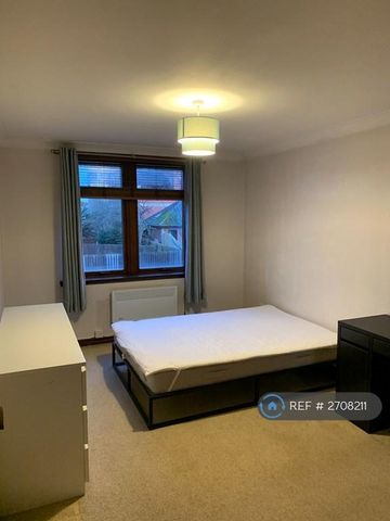 2 bedroom flat to rent - Photo 3