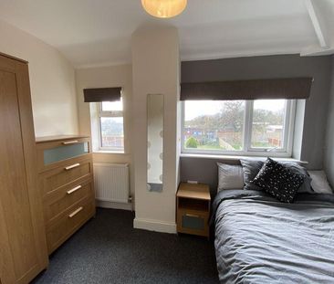 1 bedroom in a house share to rent - Photo 6