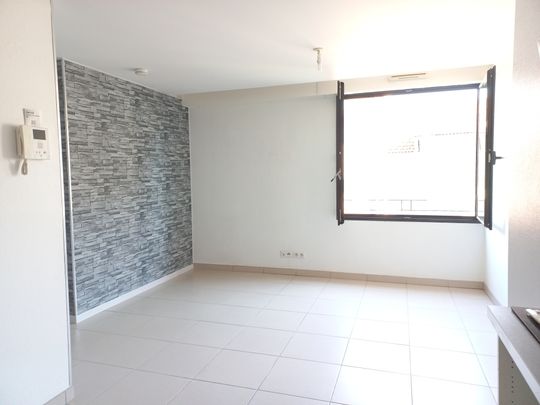 Location Appartement 2 pièces 34m² VICHY 03200 - Photo 1