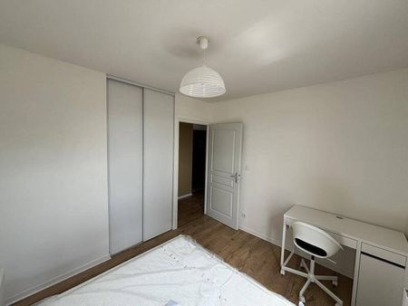 Appartement 4 pièces - - Photo 2