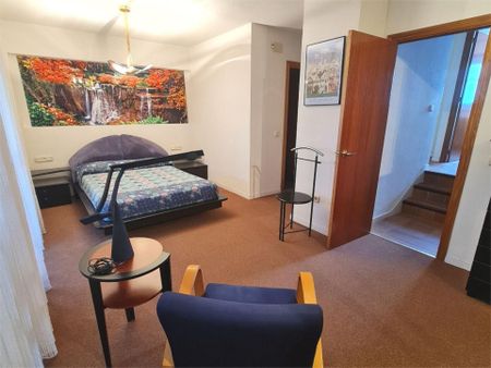 Piso de alquiler en Calle Playa de Sangenjo, 32, El Pinar - Punta Galea - Photo 3