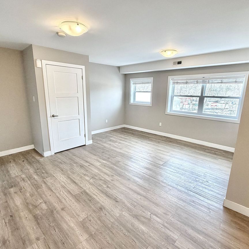 For Lease - 1277 Commissioners Road Unit# 201, London South, Ontario - Photo 1