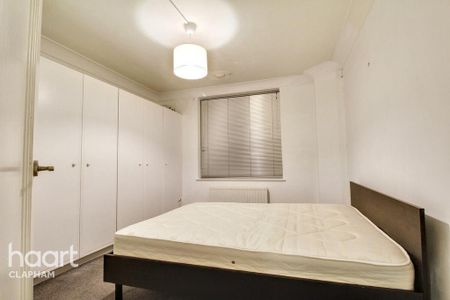 3 bedroom flat to rent - Photo 5
