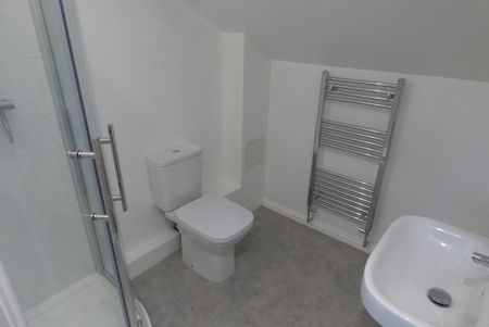 Studio to rent - Photo 2