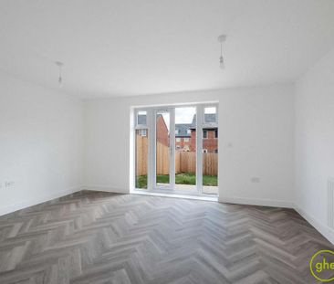 3 bedroom semi-detached house to rent - Photo 1