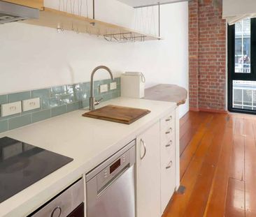 Apartment Living - Photo 2