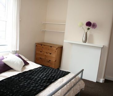 4 Bed - Granby Place, Headingley, Leeds - Photo 1