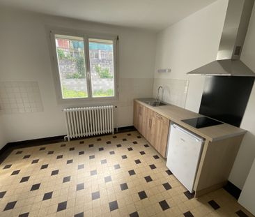 A LOUER - Boulevard Auger - T1 de 37.16m² avec cave et balconnet - Photo 1