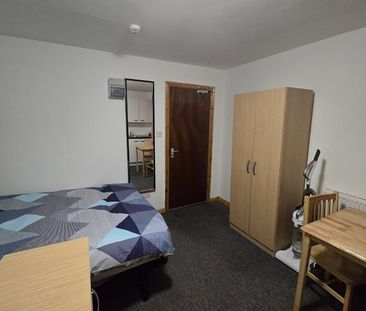 Studio Flat, Green Lanes, N13 - Photo 6
