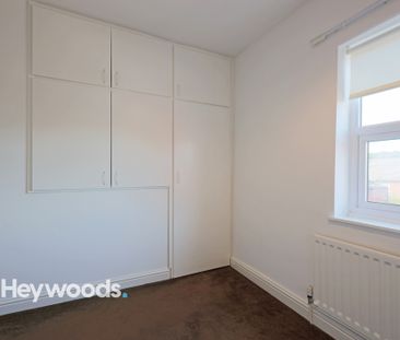 2 bed terraced house to rent in Legge Street, Newcastle-under-Lyme,... - Photo 2