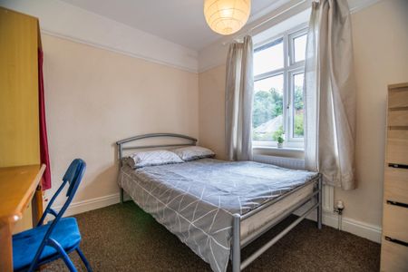 22 Tang Hall Lane - Photo 5