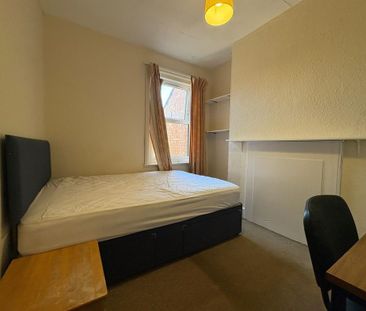 5 bedroom detached house to rent - Photo 6