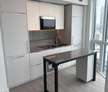 1 Fairview Road E #1504 - Photo 6