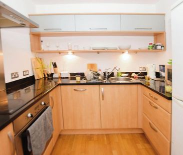 1 bedroom flat to rent - Photo 3