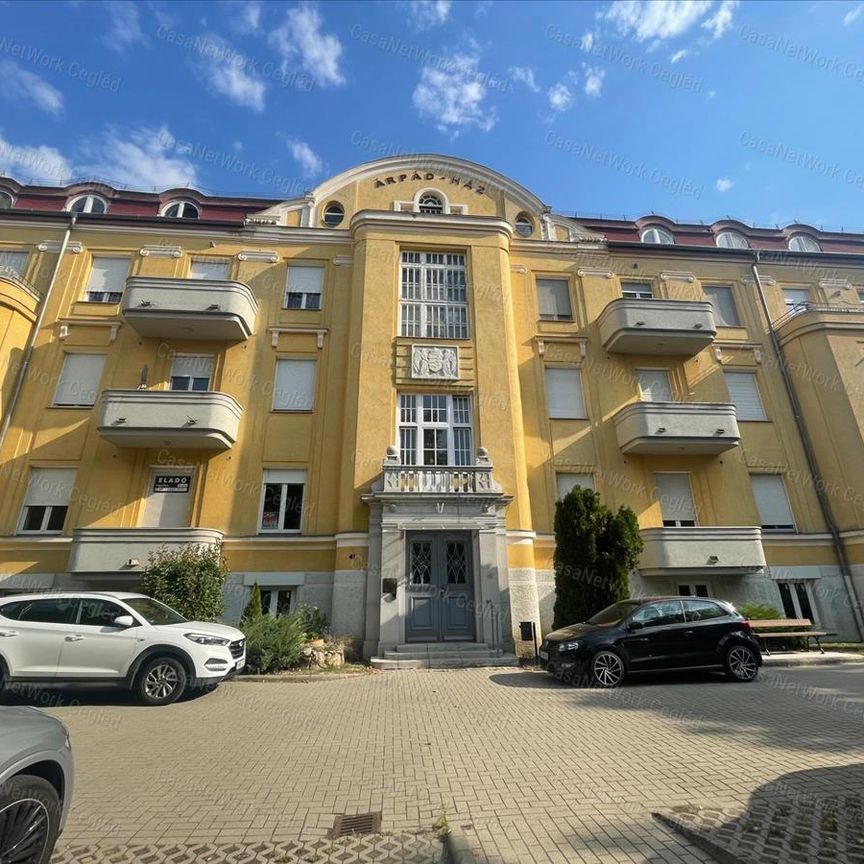 Kiadó jó állapotú lakás - Szolnok - Fotó 1