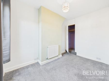 2 bedroom terraced house to rent - Photo 3