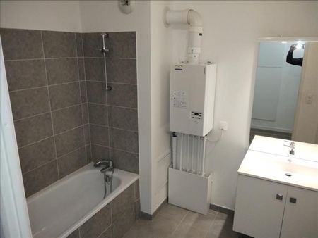 3 pièces - 60,5 m² - 2ème étage - Colocation non autorisée - Photo 5