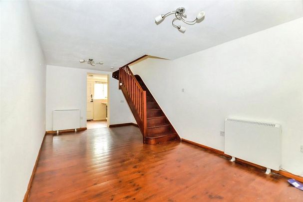 2 bedroom terraced house to rent - Photo 1