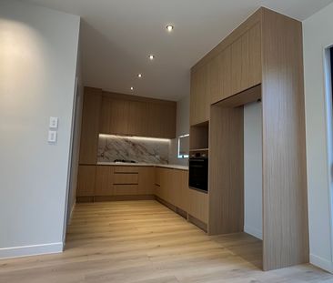 Modern Family Living in Prime Location - Photo 6