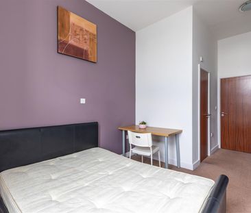 2 bed apartment to rent in Northumberland Street, City Centre, NE1 - Photo 5