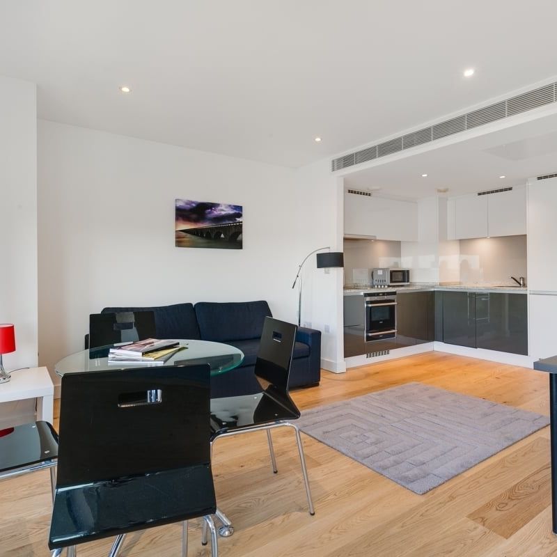 apartment to rent - Photo 1