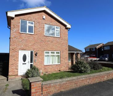 4 bedroom detached house to rent - Photo 3