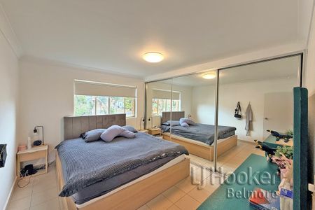 Contemporary Two-Bedroom Unit in Prime Location! - Photo 2