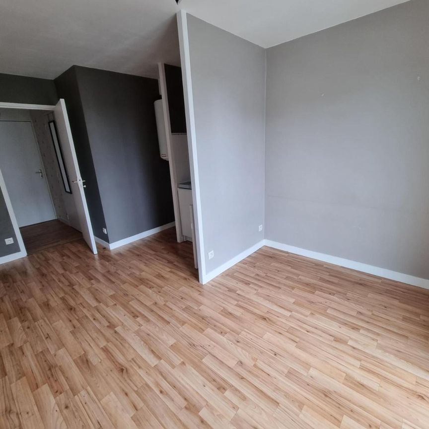 Location appartement 1 pièce 19.56 m2 à Joué-lès-Tours - Photo 1