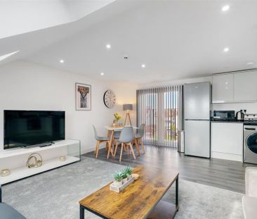 3 bedroom maisonette to rent - Photo 3