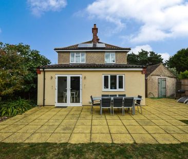4 bedroom detached house to rent - Photo 5