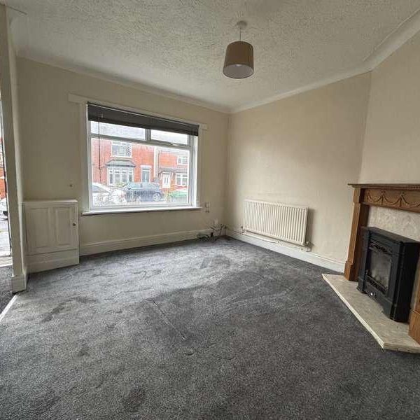 Morley Road, Blackpool, FY4 - Photo 1