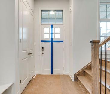 For Lease - 1198 Pelican Passage, Oakville, Ontario - Photo 3