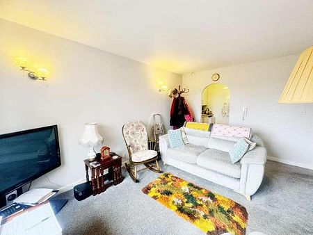 Homebryth House, Sedgefield, Stockton-on-tees, TS21 - Photo 3