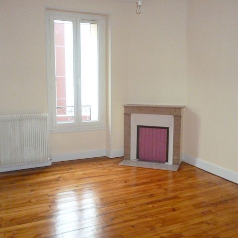 Location Appartement 3 pièces 62m² CLERMONT FERRAND 63000 - Photo 1