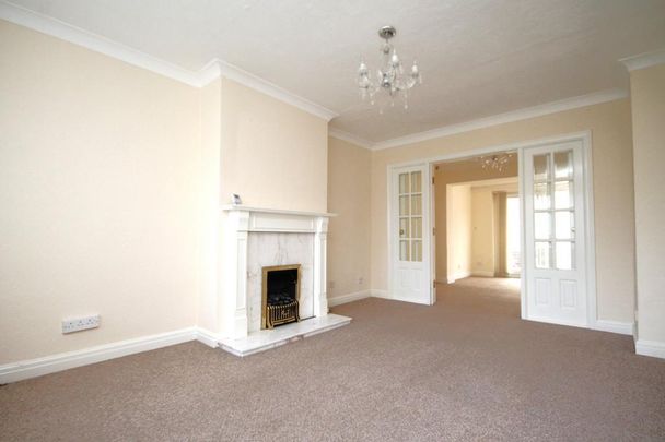 3 bedroom semi-detached house to rent - Photo 1